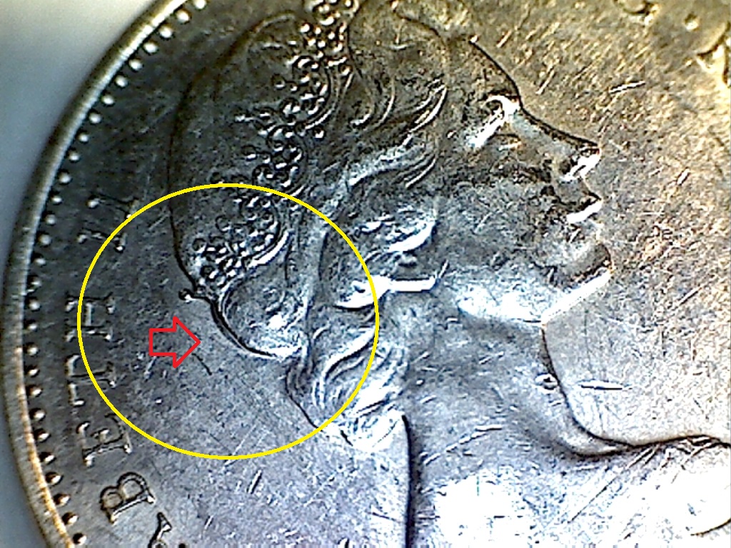 1970 Double derri`re de la tête B519022c.jpg