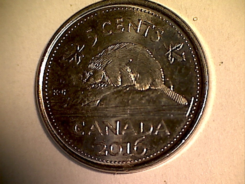 2016 Éclat sur feuille de gauche et sur Logo B519167C Revers.jpg