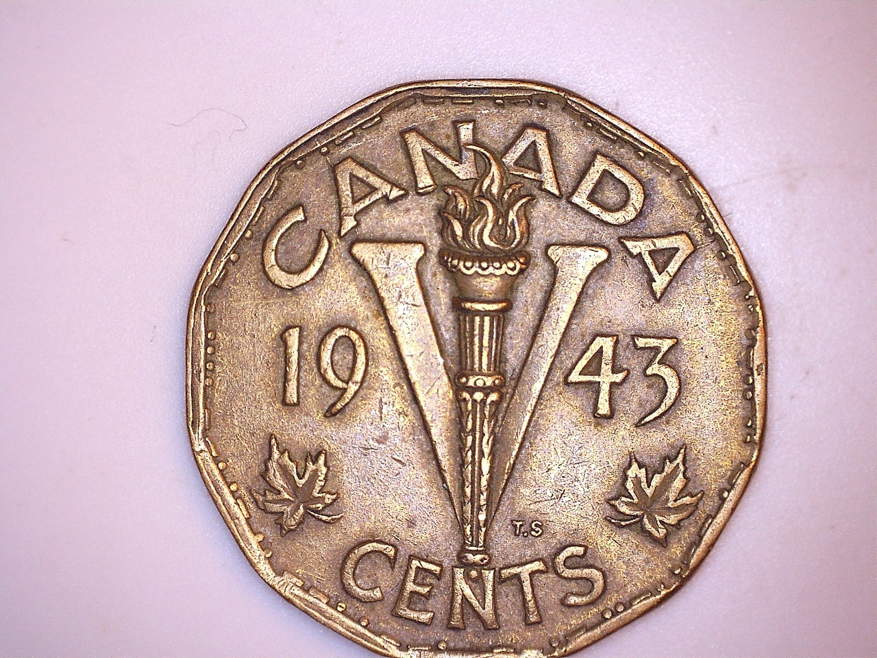 1943 éclat 2.jpg