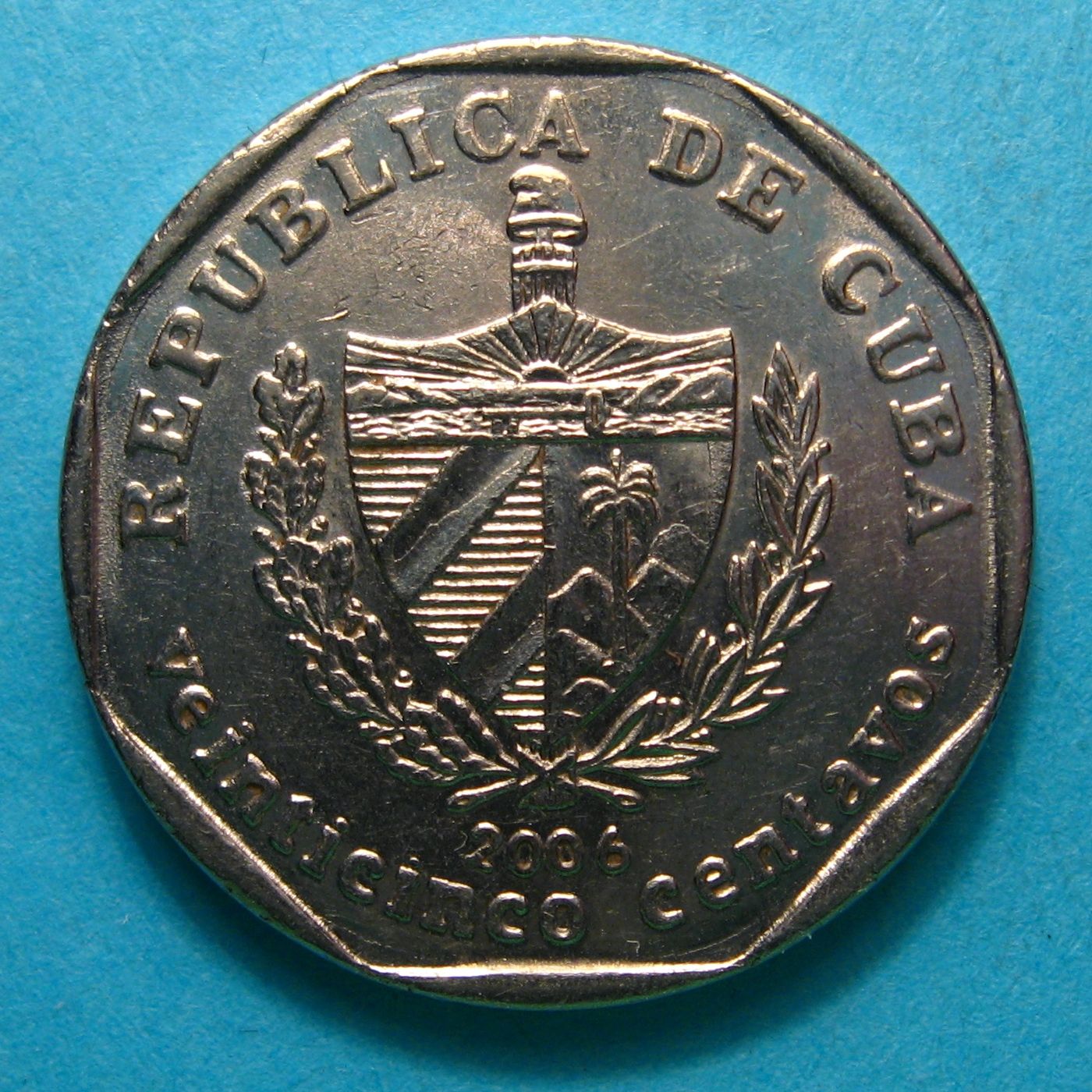 25 centavos 2006 Cuba (2).jpg