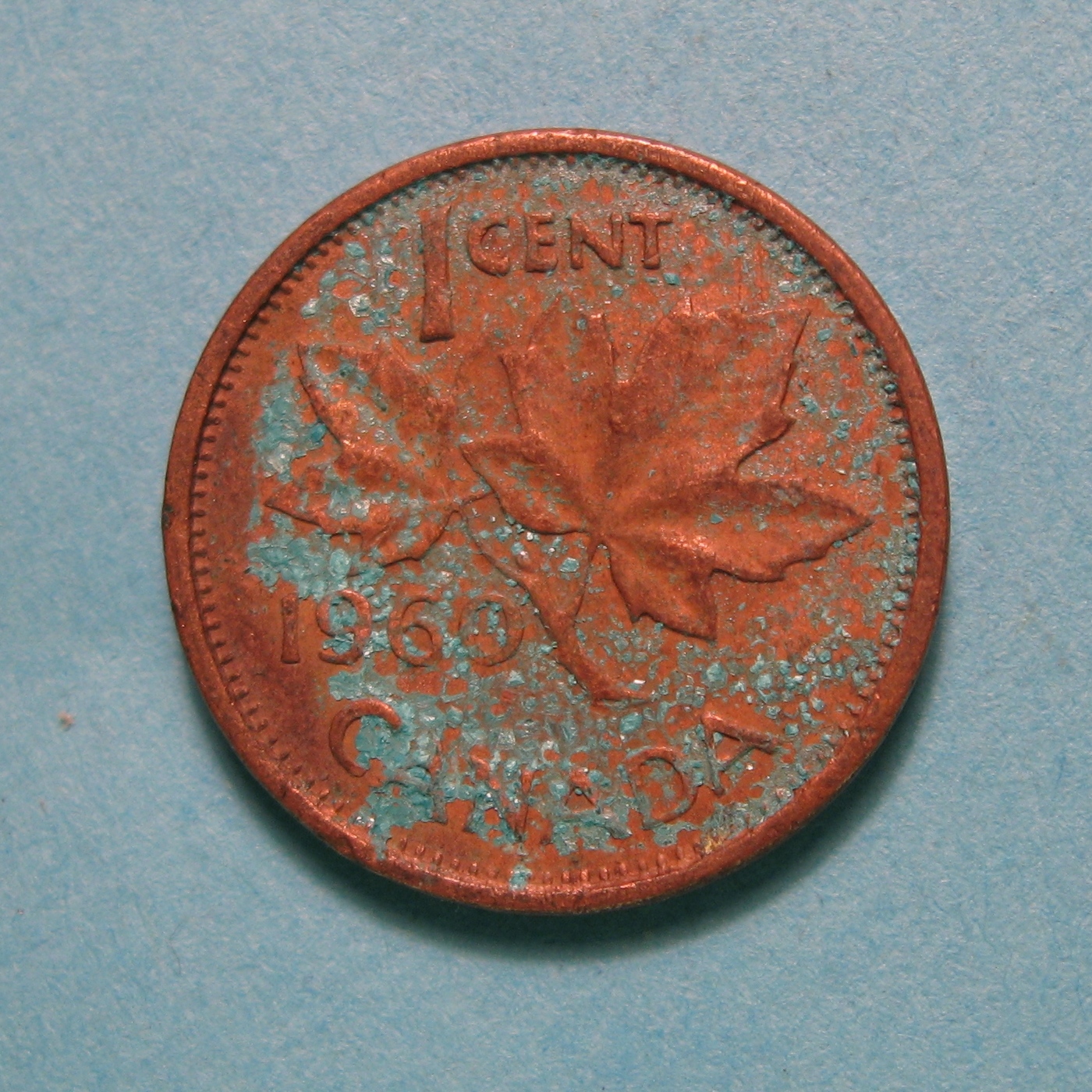 1-cent-1960-can-pm-taches-vertes-revers.jpg