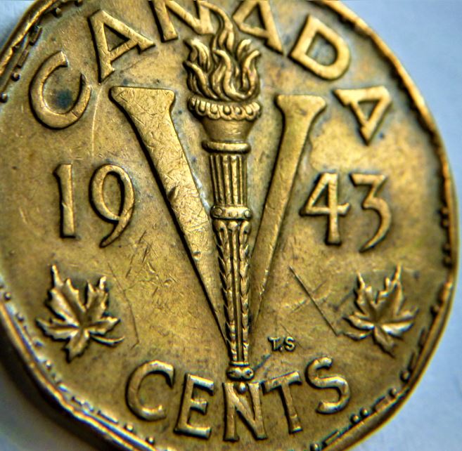 5 Cents 1943-Coin entrechoqué coté revers-1..JPG