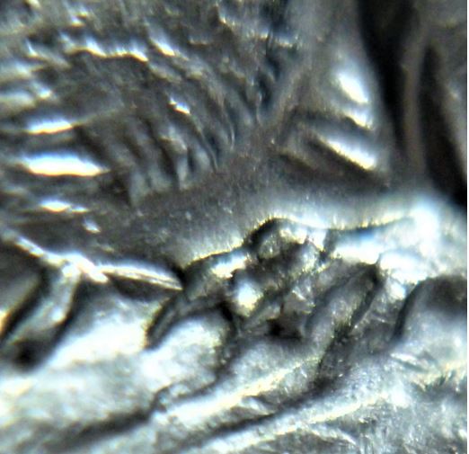 5 Cents 1974-Dommage du coin a la deuxième patte avent-2.JPG