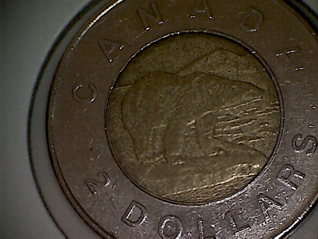 2011 B22107D Coin décentré Revers.jpg