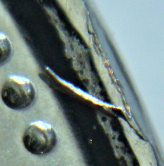 5 Cents 2019-Légé surplus métal presque coupé-3.JPG