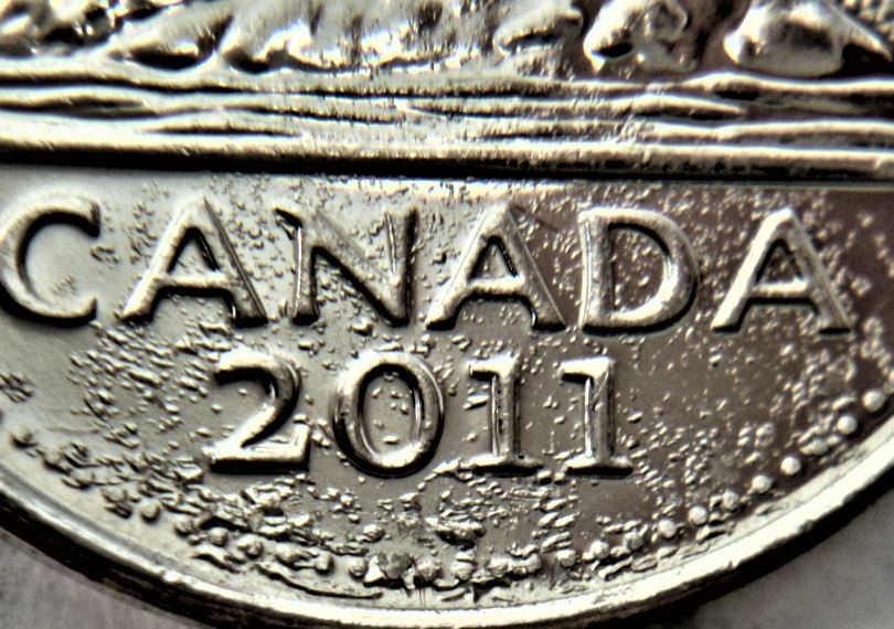 5 Cents 2011-Placage déficient coté revers -2.JPG