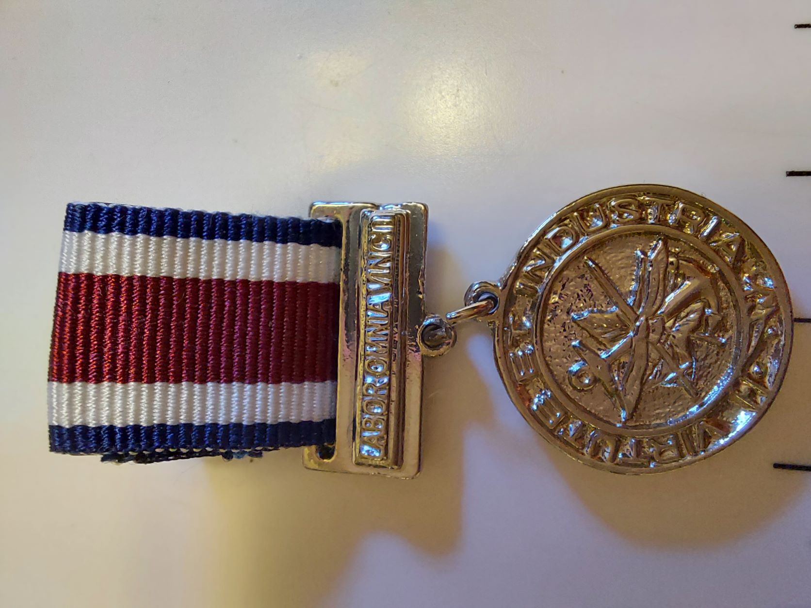 commissaire avers médaille.jpg