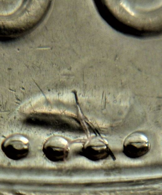 5 Cents 2004-Placage déficient sous la datte-2.JPG
