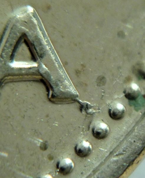 5 Cents 1999-Accumulation sur le dernier A de canadA-No.2..JPG