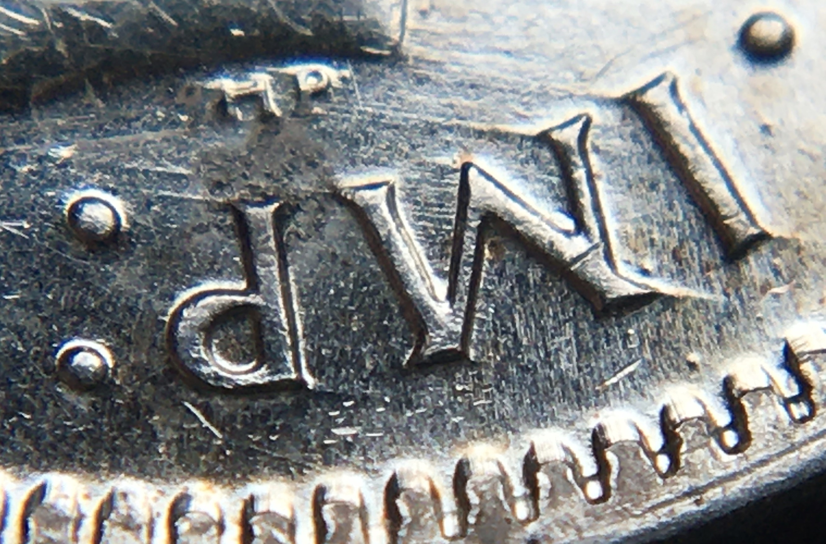 10 cents 1945 TD détails.JPG