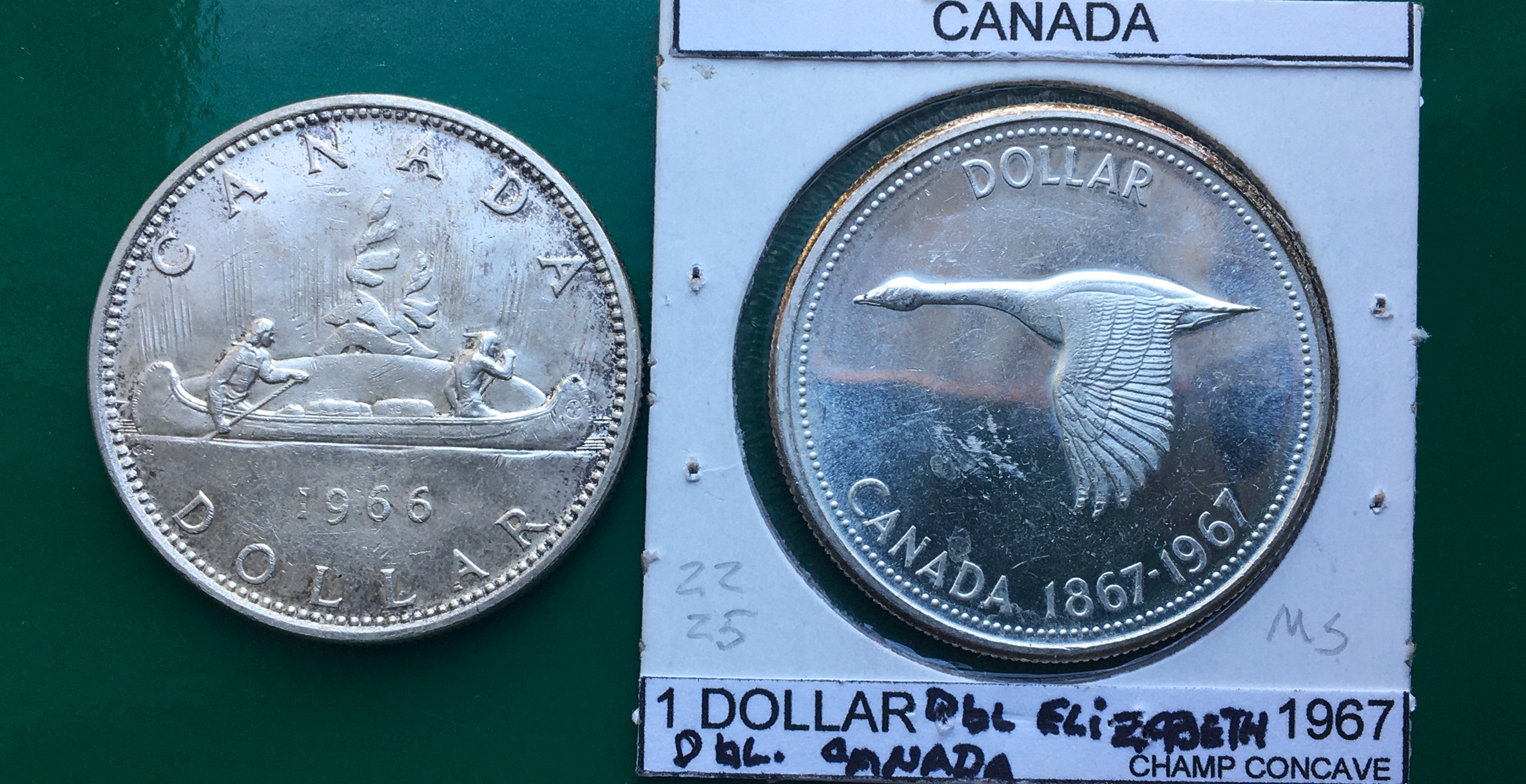 Dollars 1966 et 1967.JPG