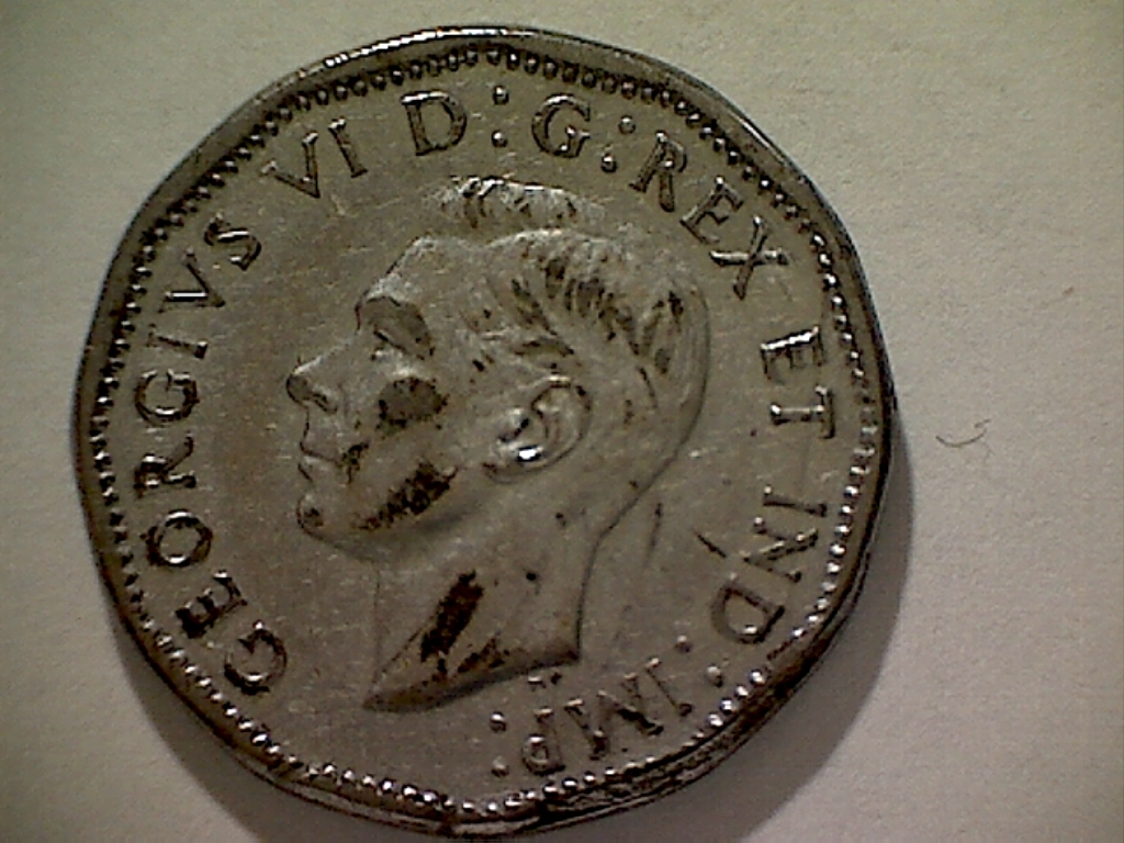 5 Cents 1945 Victoire Éclat près du P J523031C Avers.jpg