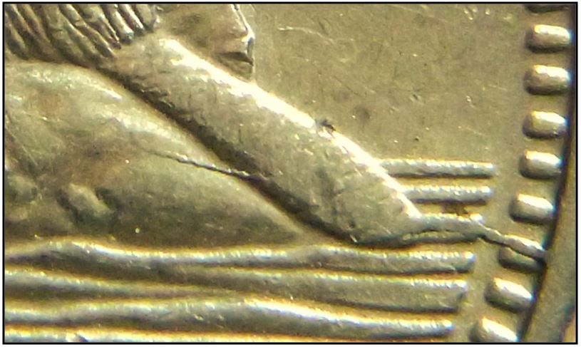 5 Cents 1985-Coin fendillé à la queue du castor-No,2,.JPG