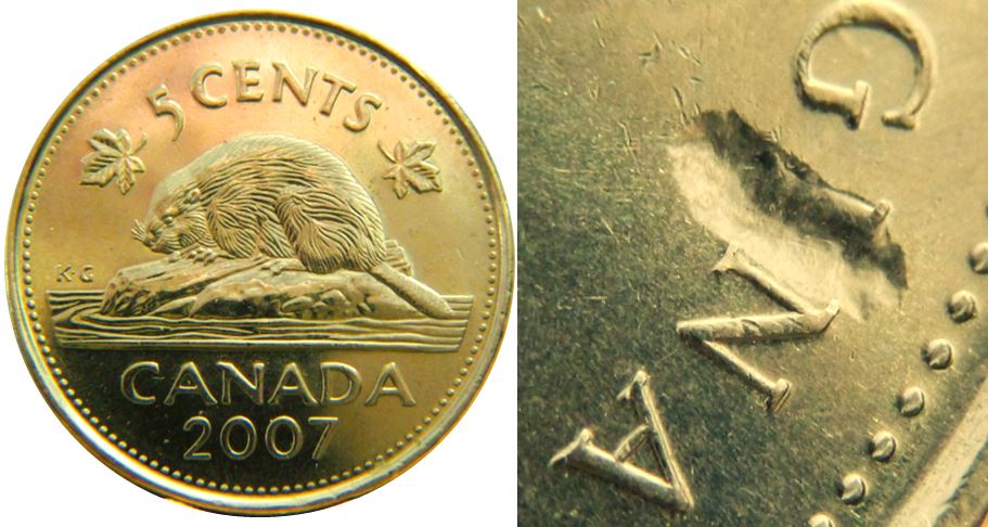 5 Cents 2007-Frappe a travers sur I de regIna-1,.JPG