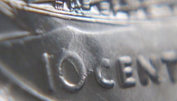10 Cents 2006-Frappe a travers 0C de 10Cents-2.JPG