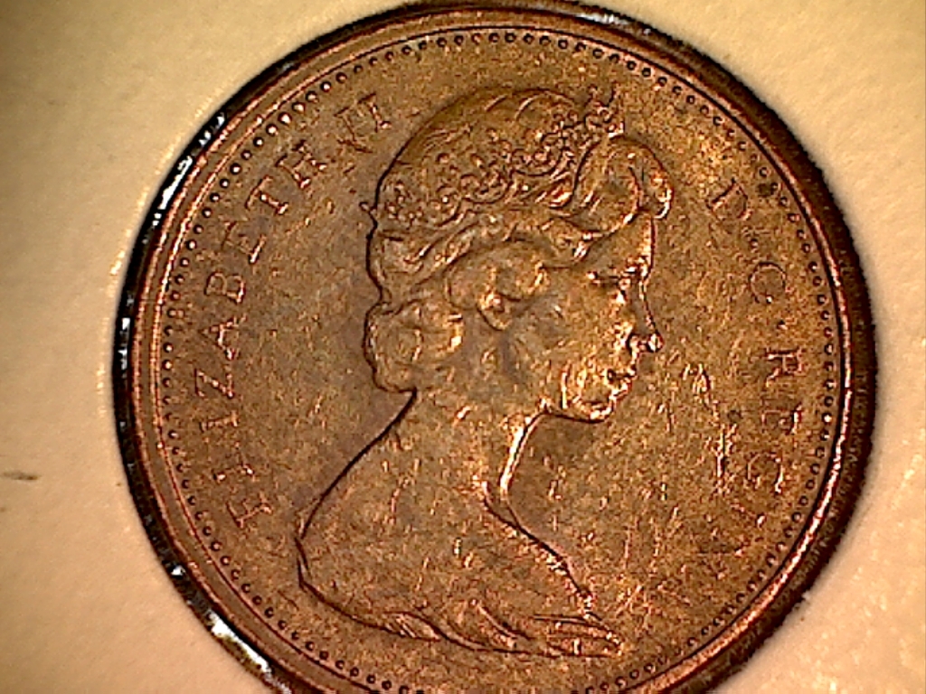 1973  Coin fendillé entre le 2e A et le D de CANADA Avers.jpg