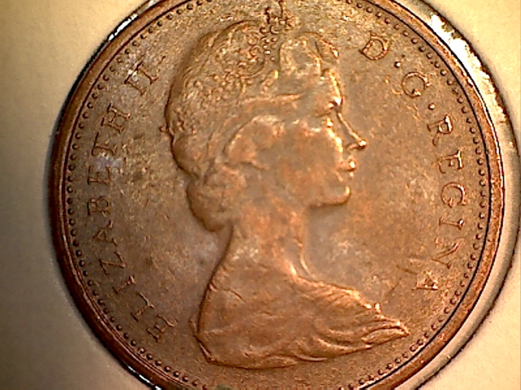 1974 Dépôt de métal et double front de la Reine B018069D Avers.jpg