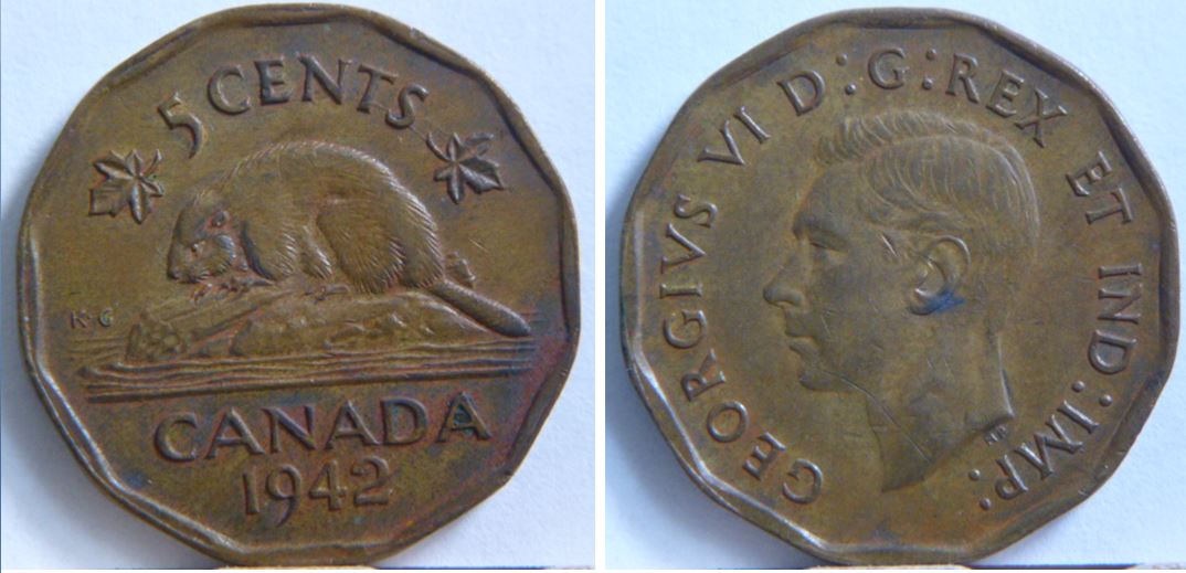 5 Cents 1942 T-Coin fendillé près de la queue et de la feuille droite -1.JPG