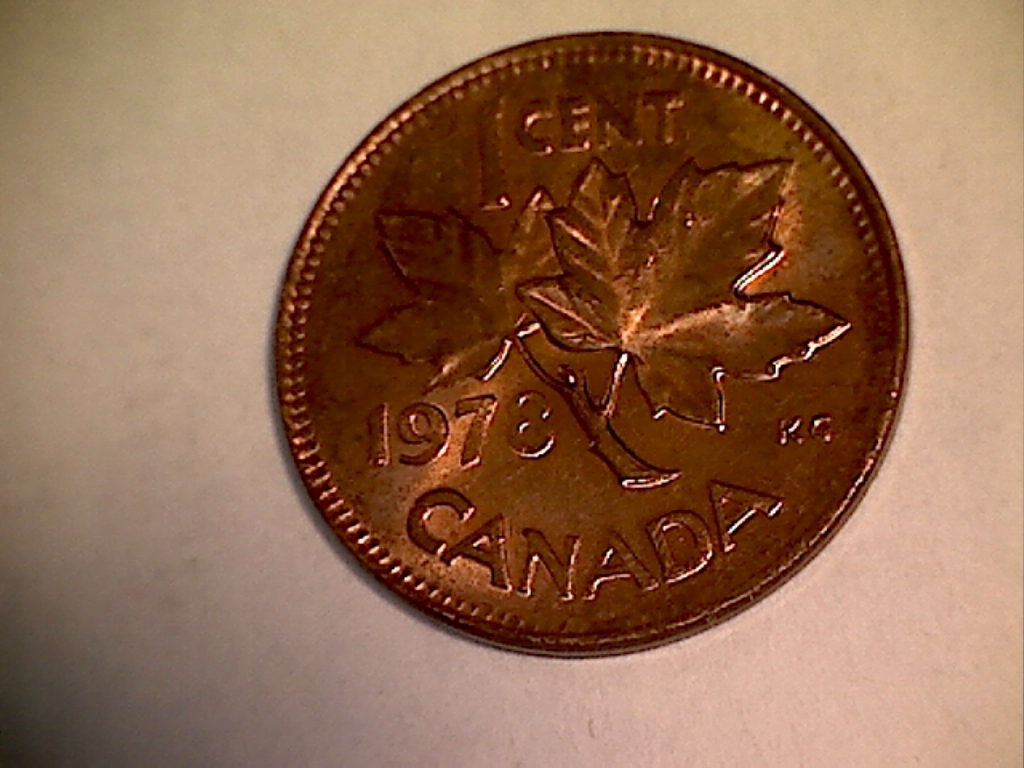 1978  Dbl.Date, derr. Reine, Rot 15. et feuil. gau. B019018B Revers.jpg
