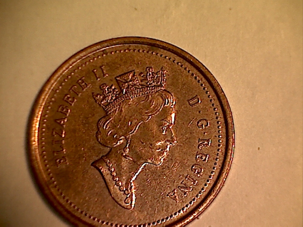 1999 Défaut de coin sur la joue et cou II B019047C Avers.jpg
