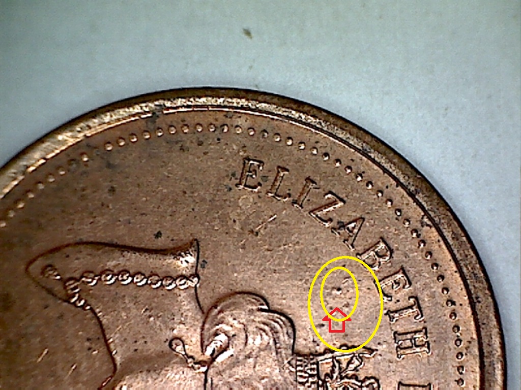 1999 Défaut ds. N CANADA, pt. sous B et pts. sur Reine B019057C 2 de 3.jpg