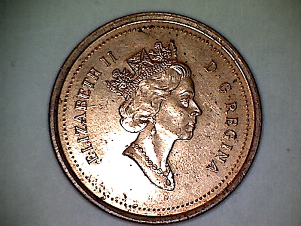 1999 Défaut ds. N CANADA, pt. sous B et pts. sur Reine B019057C Avers.jpg