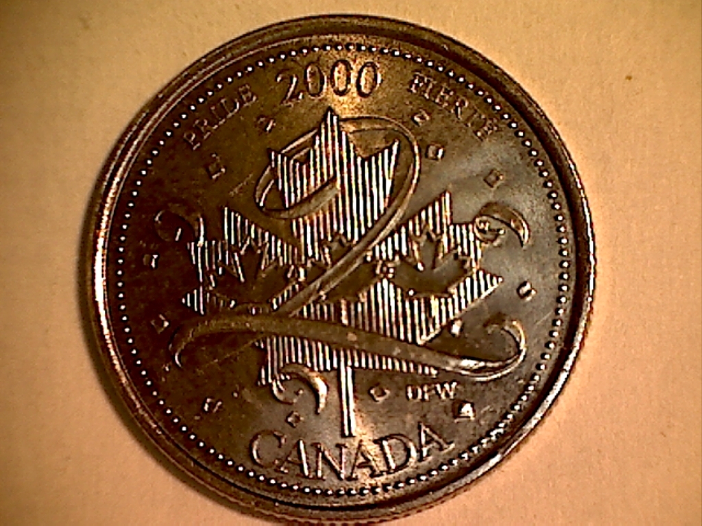 2000 Fierté Défaut de coin devant la Reine B2519120C Revers.jpg