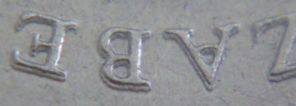 10 Cents 1974- Double elizabeth-Coin désaligné-3.JPG