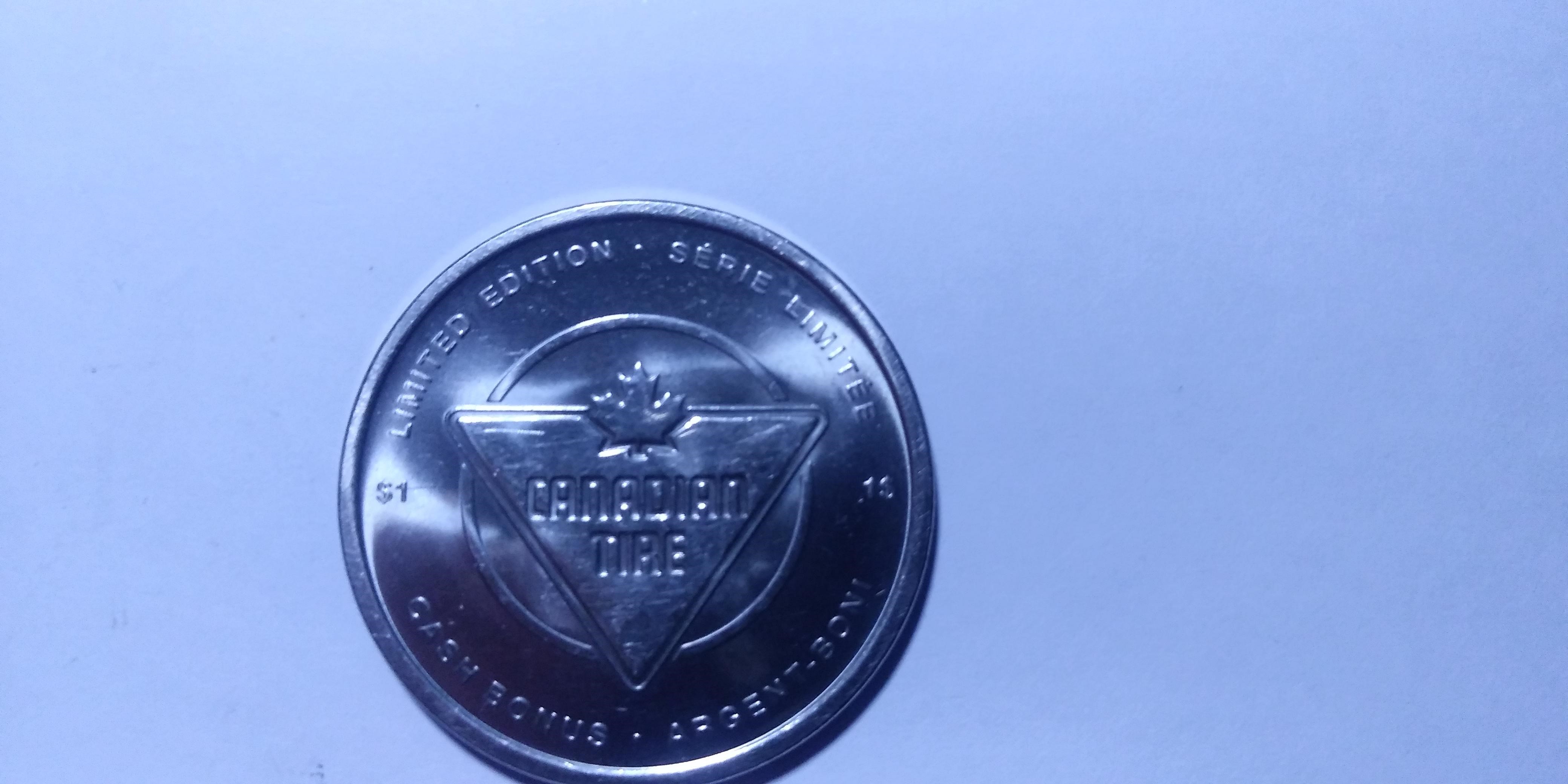 1$ Canadian Tire recto.jpg