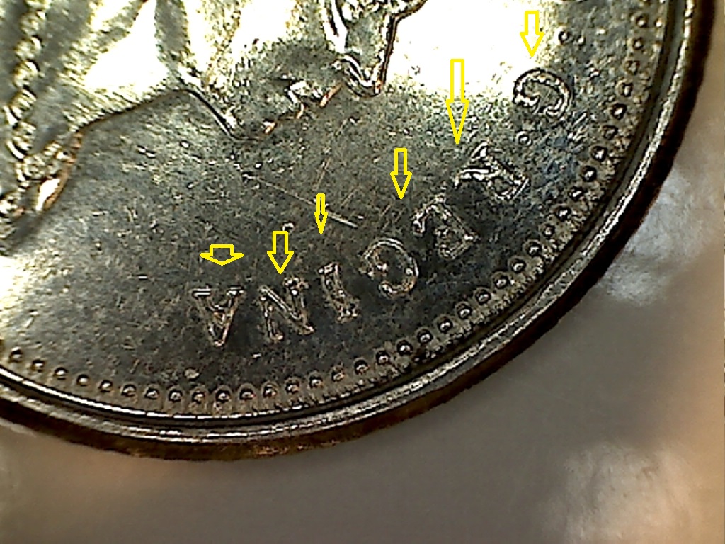 2002 P B121016C Acc. sur légende et dbl. perles 1 de 3.jpg