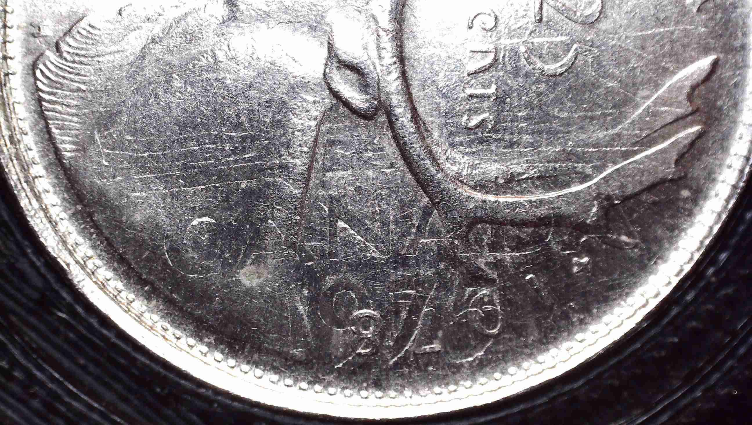 C_25c 1978 sur 5 cents 1975 - 1.jpg