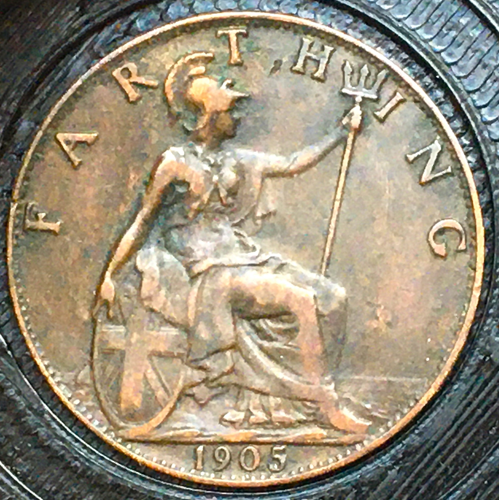 1 Farthing 1905 70.jpg