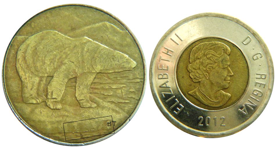 2 Dollars 2012-Coin fendillé sous l'ours-1.JPG