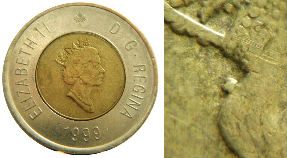 2 Dollars 1999 N-Éclat coin derrière la courronne-1.JPG