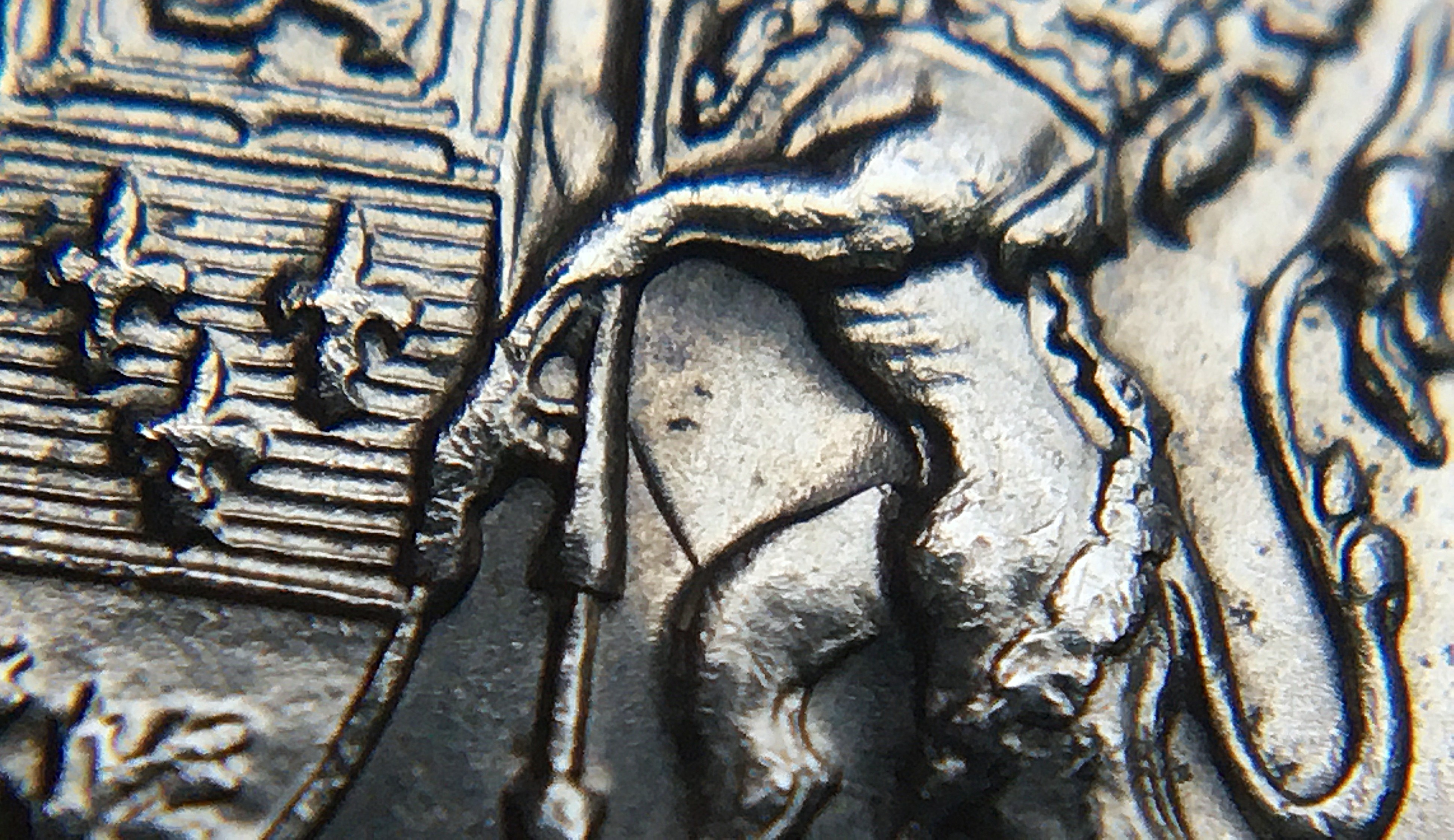 50 cents 1975 entrechoque licorne.JPG