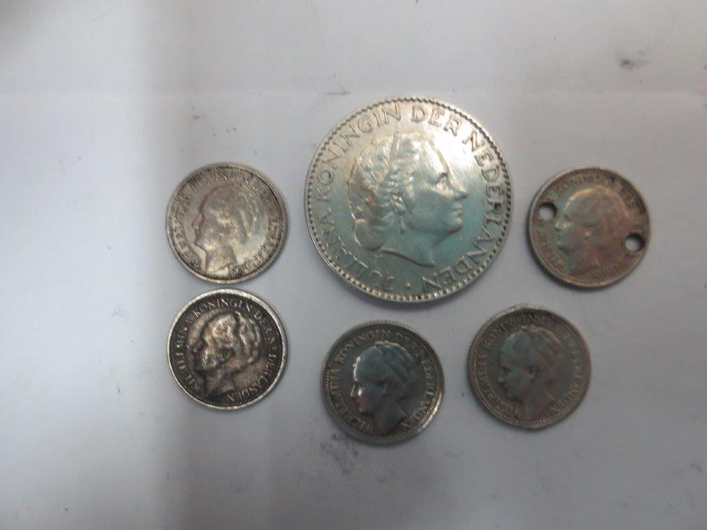 LOT MM0003.1 avers Pays-Bas argent 6 pièces.jpg