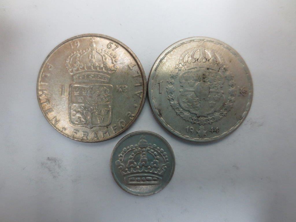 LOT MM0002.1 revers Suède argent 3 pièces.jpg